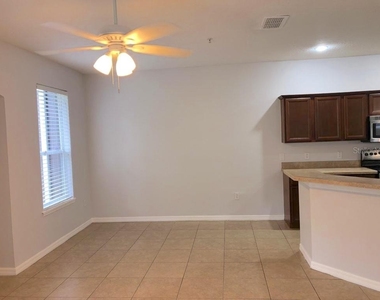 6442 S Goldenrod Road - Photo Thumbnail 10
