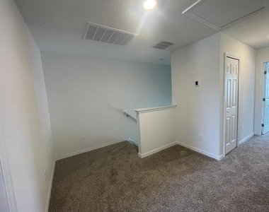 4334 Restful Fallow Cove - Photo Thumbnail 19