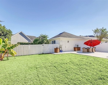 2891 Upper Park Road - Photo Thumbnail 36