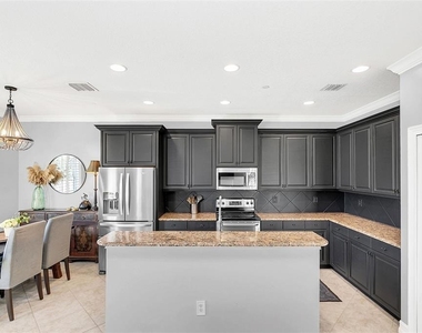 2891 Upper Park Road - Photo Thumbnail 19