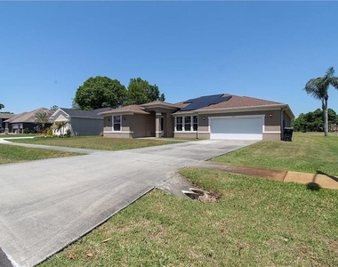 20651 Netherland Street - Photo Thumbnail 1