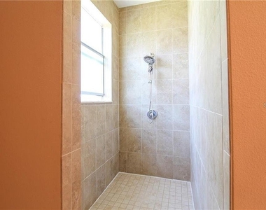20651 Netherland Street - Photo Thumbnail 17