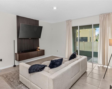 1234 Lido Drive - Photo Thumbnail 2