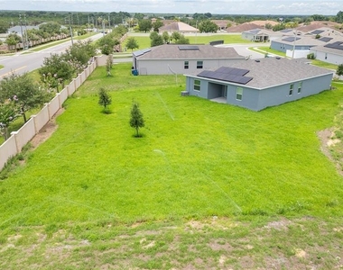 276 Taft Drive - Photo Thumbnail 8