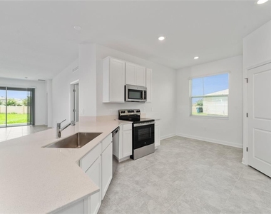 276 Taft Drive - Photo Thumbnail 16