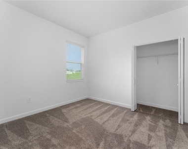 276 Taft Drive - Photo Thumbnail 40