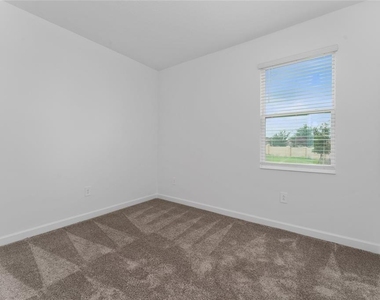 276 Taft Drive - Photo Thumbnail 30