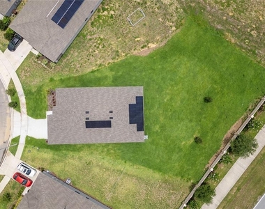 276 Taft Drive - Photo Thumbnail 10