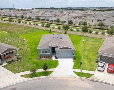 276 Taft Drive - Photo Thumbnail 6
