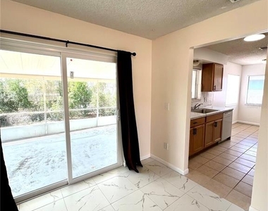 2338 Fitzpatrick Terrace - Photo Thumbnail 6