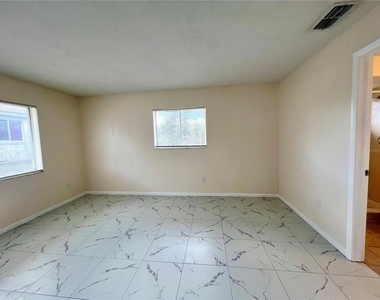 2338 Fitzpatrick Terrace - Photo Thumbnail 15