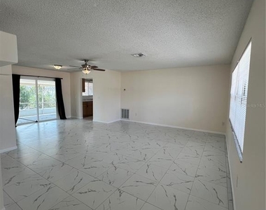 2338 Fitzpatrick Terrace - Photo Thumbnail 7