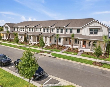 6258 Sunny Time Avenue - Photo Thumbnail 4