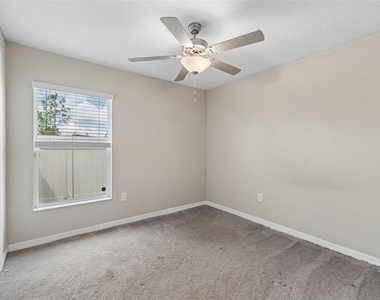 5404 Blue Azure Drive - Photo Thumbnail 12