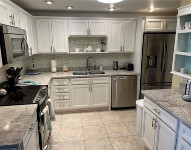 1621 Gulf Boulevard - Photo Thumbnail 32