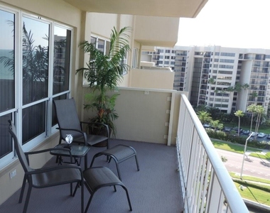 1621 Gulf Boulevard - Photo Thumbnail 10