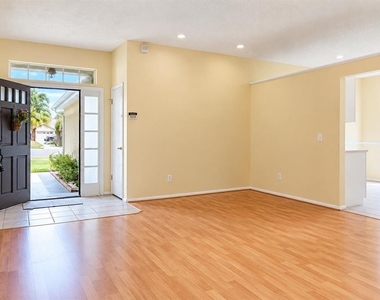 2214 Newt Street - Photo Thumbnail 5