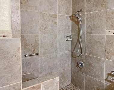 321 E Gunter Street - Photo Thumbnail 10