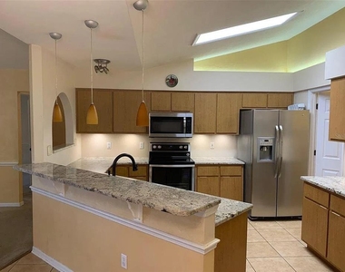8019 Sw 51st Lane - Photo Thumbnail 1