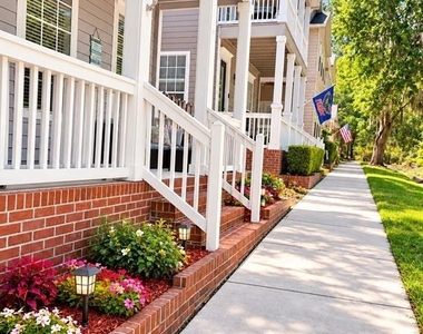 11607 Nw 18th Place - Photo Thumbnail 2