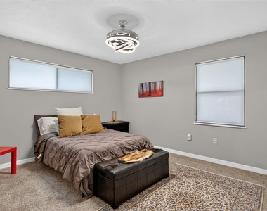 1326 Nw 57th Street - Photo Thumbnail 12