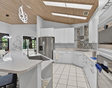 1326 Nw 57th Street - Photo Thumbnail 31
