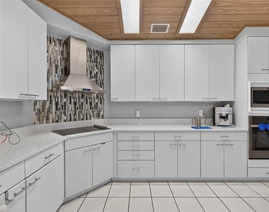 1326 Nw 57th Street - Photo Thumbnail 29