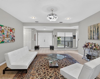 1326 Nw 57th Street - Photo Thumbnail 5