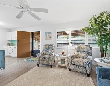 12 Quails Run Boulevard - Photo Thumbnail 5