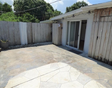 1358 Arrow Street - Photo Thumbnail 17