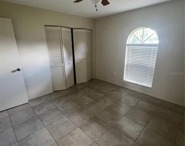 33 Orlando Boulevard - Photo Thumbnail 16