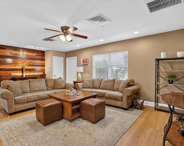2755 S East Avenue - Photo Thumbnail 7