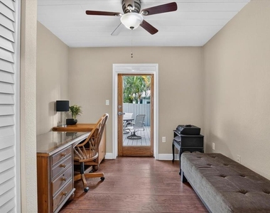 2755 S East Avenue - Photo Thumbnail 9