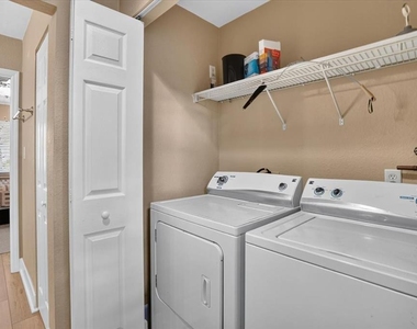 2755 S East Avenue - Photo Thumbnail 20