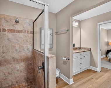 2755 S East Avenue - Photo Thumbnail 14