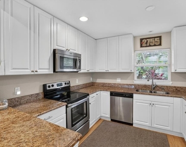 2755 S East Avenue - Photo Thumbnail 10
