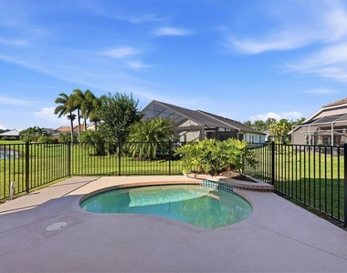 6998 Superior Street Circle - Photo Thumbnail 28