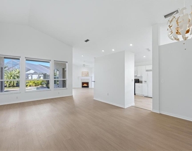 6998 Superior Street Circle - Photo Thumbnail 10