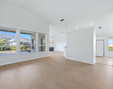 6998 Superior Street Circle - Photo Thumbnail 8
