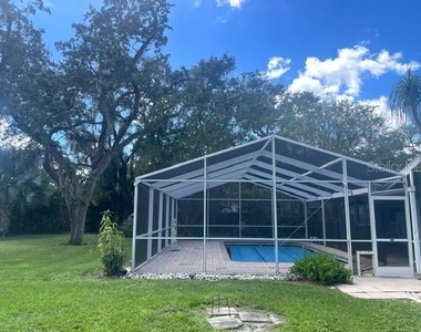 3737 Kingswood Drive - Photo Thumbnail 29
