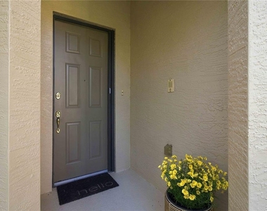 9315 34th Court E - Photo Thumbnail 4
