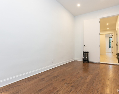 59 Wilson Ave - Photo Thumbnail 13