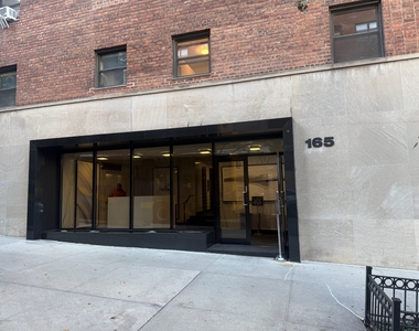 165East 35th Street - Photo Thumbnail 7