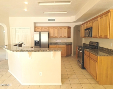 1456 Cherokee Ridge Drive - Photo Thumbnail 7