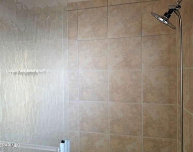 1456 Cherokee Ridge Drive - Photo Thumbnail 12