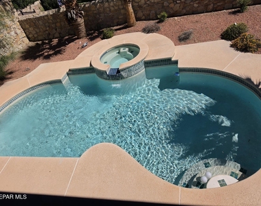 1456 Cherokee Ridge Drive - Photo Thumbnail 30