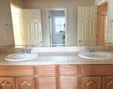 1456 Cherokee Ridge Drive - Photo Thumbnail 10