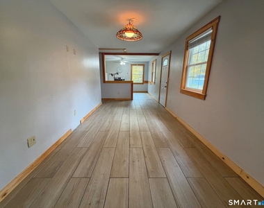 7r Silver Falls Road - Photo Thumbnail 10