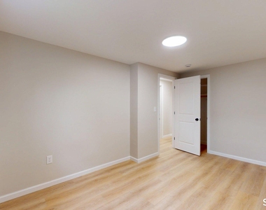 16 Arrow Street - Photo Thumbnail 16