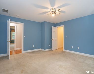 16 Hendrickson Lane - Photo Thumbnail 31